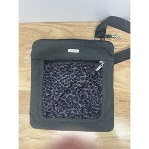 Baggallini Leopard Gray Crossbody Bag Purse Nylon Travel Adjustable Strap #51‎